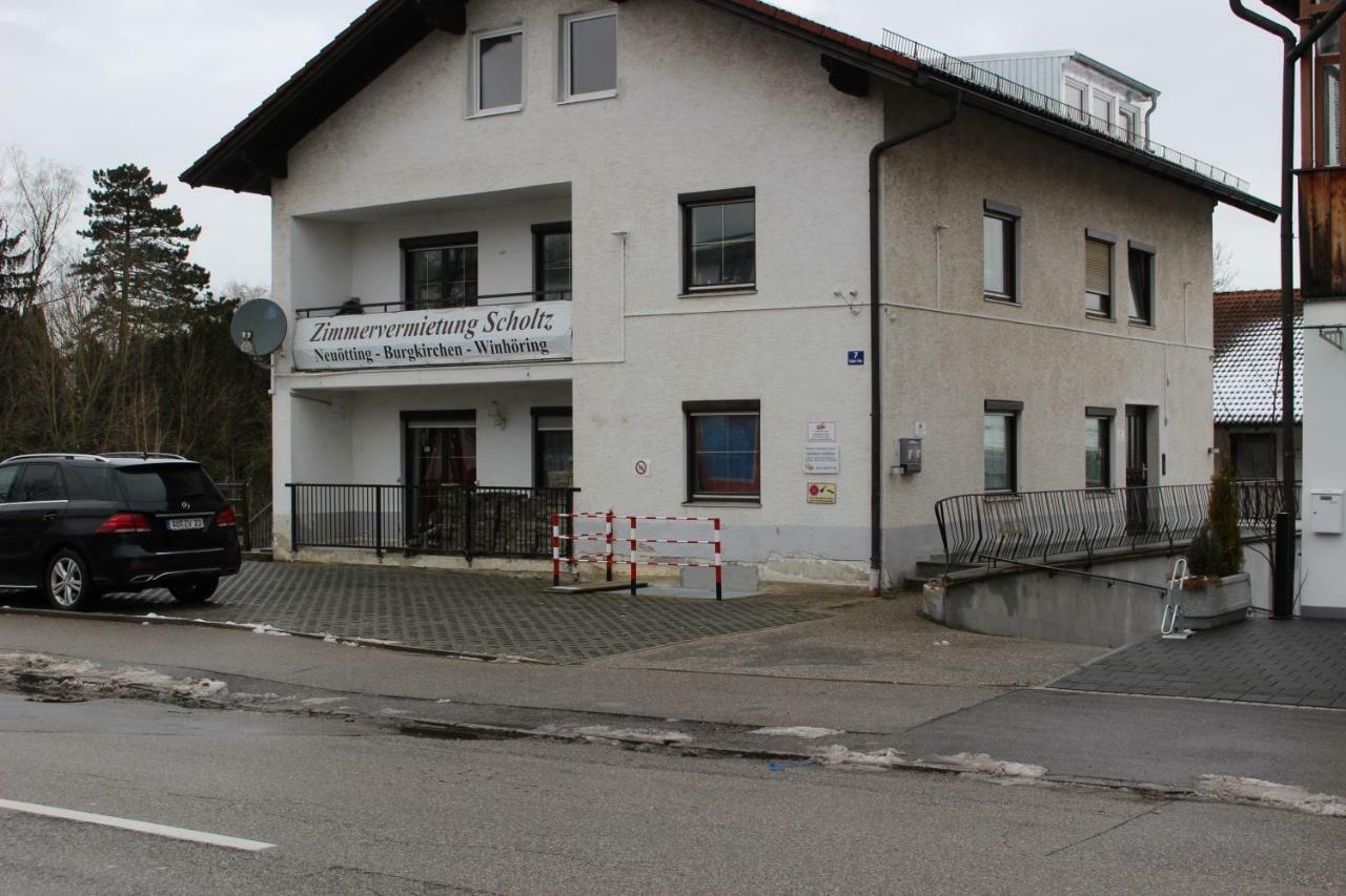 Zv-Scholtz Gaestehaus Neuoetting Simbacher Strasse 7 Neuötting Exterior foto